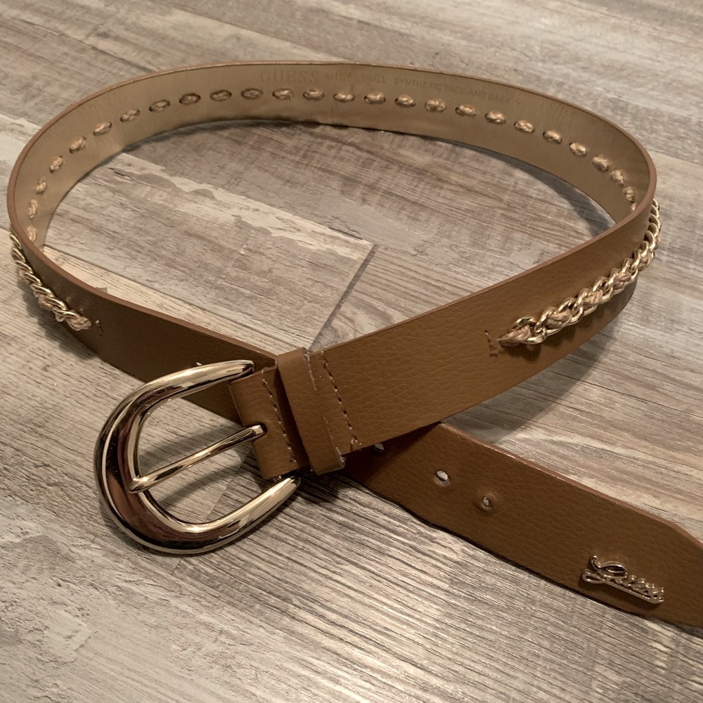 GUESS? Gold belt